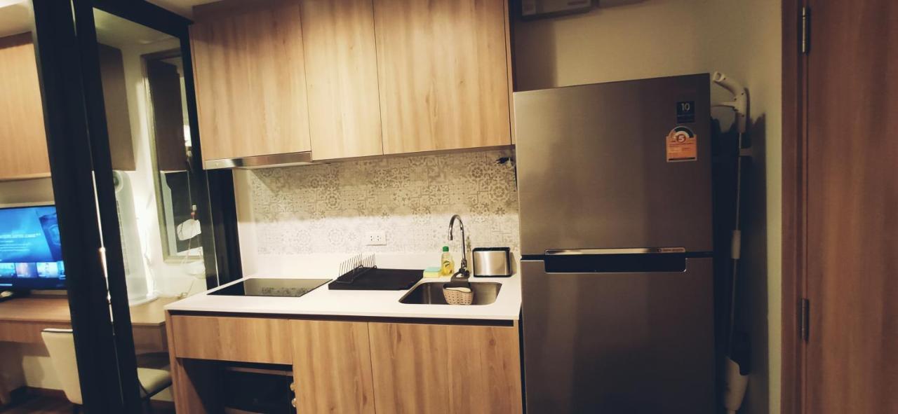 Lahabana Huahin: Location, 3-minute Walk To Hua Hin